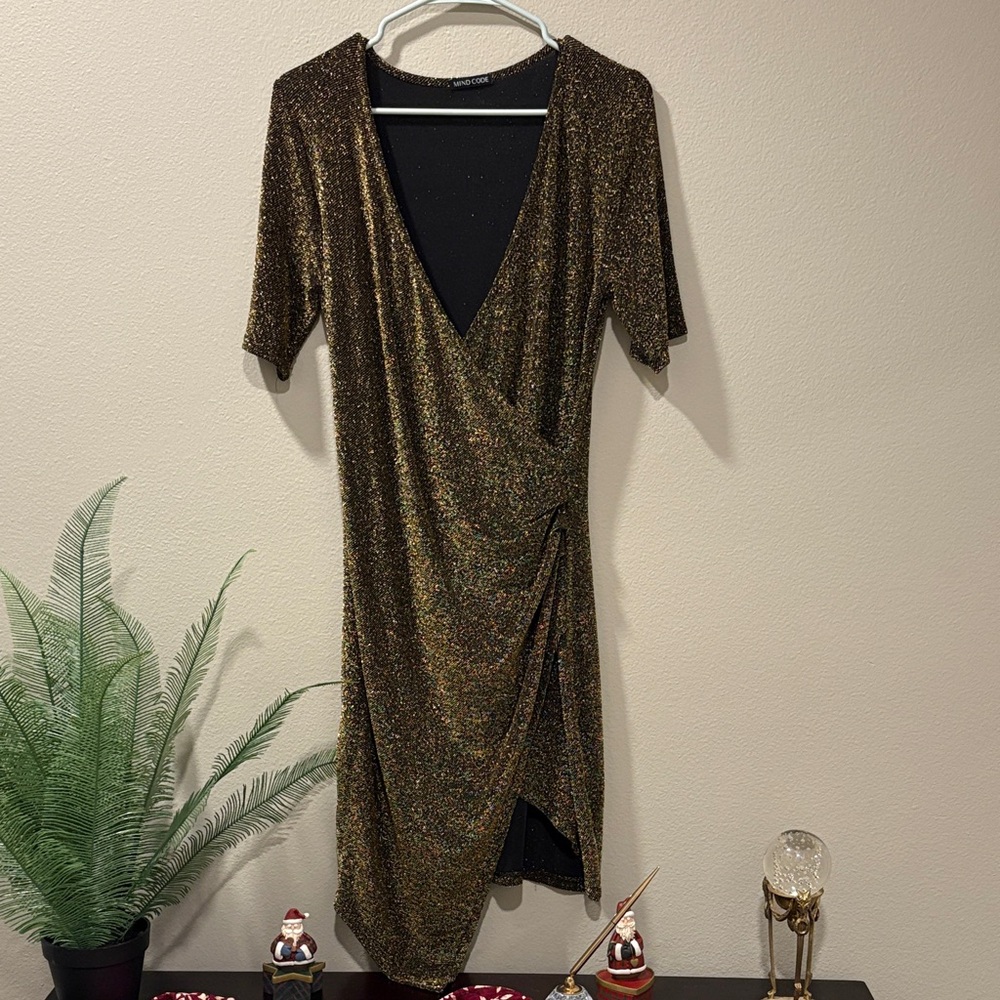 Mind Code Shimmering Gold XL Asymmetrical  holiday party Deep v neck Dress